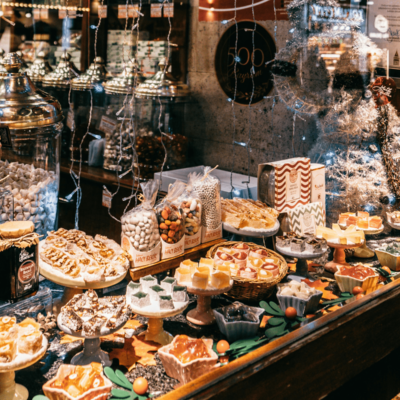 Dolci natalizi dal mondo: un viaggio goloso tra tradizioni e sapori delle feste 