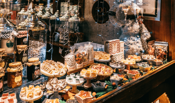 Dolci natalizi dal mondo: un viaggio goloso tra tradizioni e sapori delle feste 